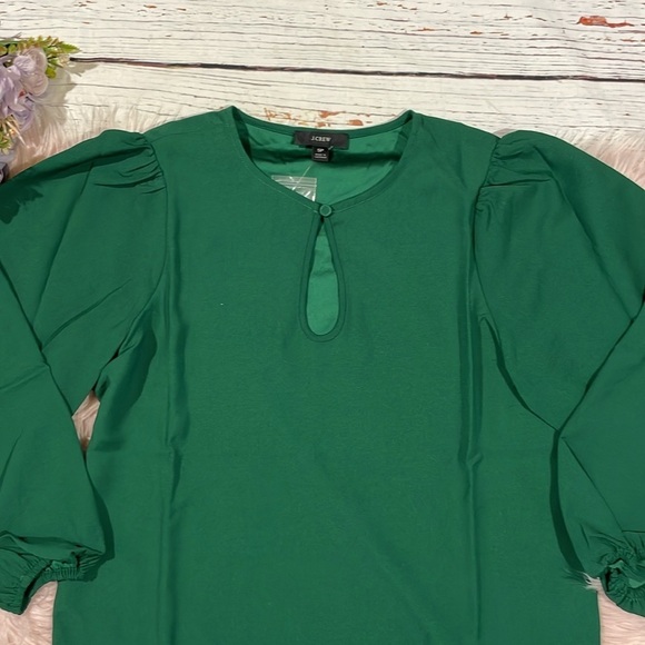 J Crew Puff-sleeve satin-back crepe top green Petite NWT - Picture 6 of 9